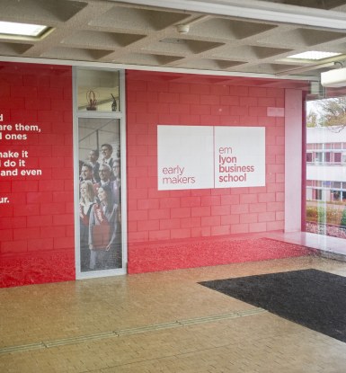 emlyon business school entrance