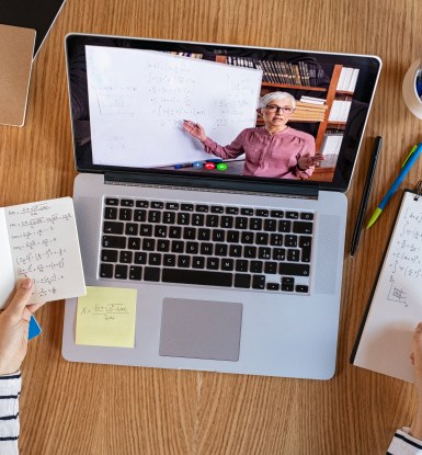 : L’e-learning a toujours été utilisé au sein du programme, via notre plateforme BrightSpace