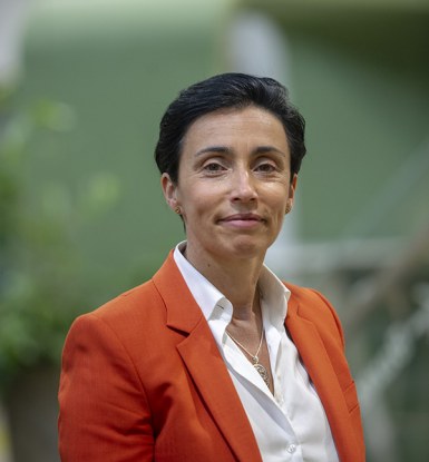 Sylvie Jean est professeure en marketing et directrice du Programme Grande École à emlyon business school