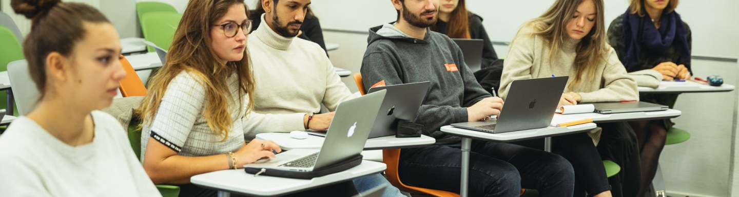     Epaulés par des experts de Board International et grâce aux logiciels EPM, les étudiants d’emlyon business school sont initiés au pilotage de la performance    