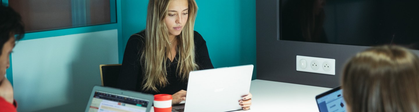 “To code or not to code?” emlyon answers the question