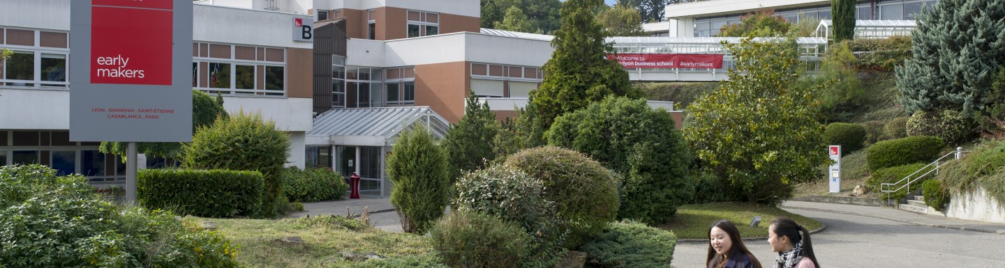 emlyon business school Lyon campus