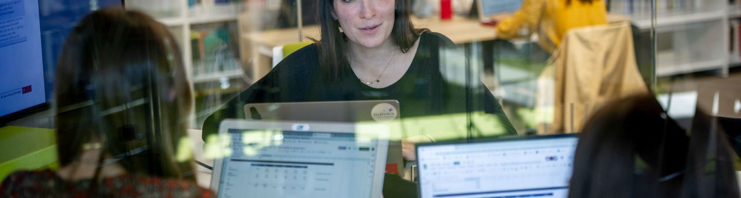 Directeur commercial emlyon business school