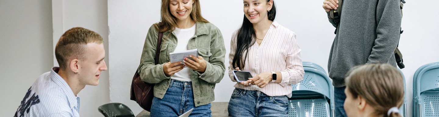 emlyon_students
