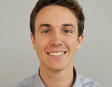 Armand a décidé d’intégrer le Mastère Spécialisé ® Stratégie et Développement d’Affaires Internationales à emlyon business school, en co-accréditation avec CentraleSupélec.