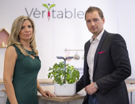 À chaque phase de la création de leur entreprise, Chloé et Nicolas s’appuient sur les compétences acquises en business et marketing à emlyon business school.