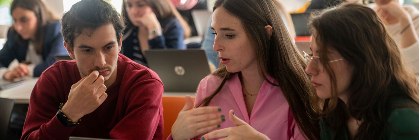 PGE emlyon business school