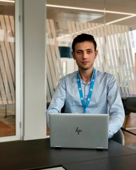 Pierre au cœur de chez HP grâce à Company Inside