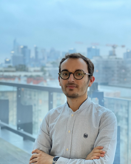 Une double formation Droit/école de commerce est une véritable plus-value sur le marché du travail au regard de sa forte concurrence. 
