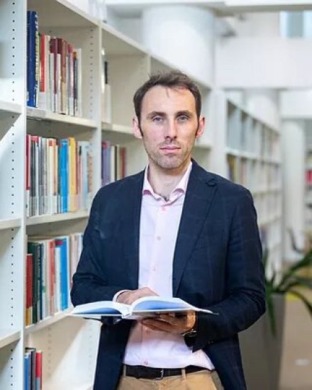 Présentation de Bertrand Valiorgue sur la nécessité de s’adapter au dérèglement climatique.