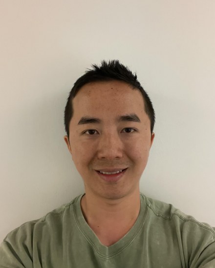 Jinyang Hu, emlyon business school